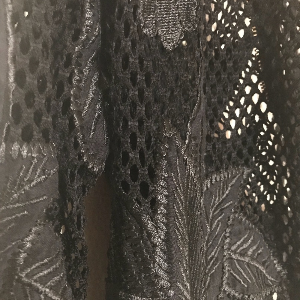 Lace jacket - Picture 2 of 3